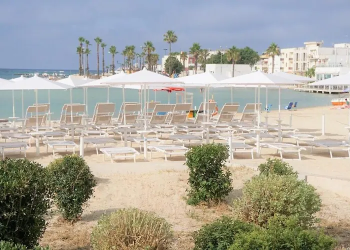 Dolcevita 住宿加早餐酒店 切萨雷奥港